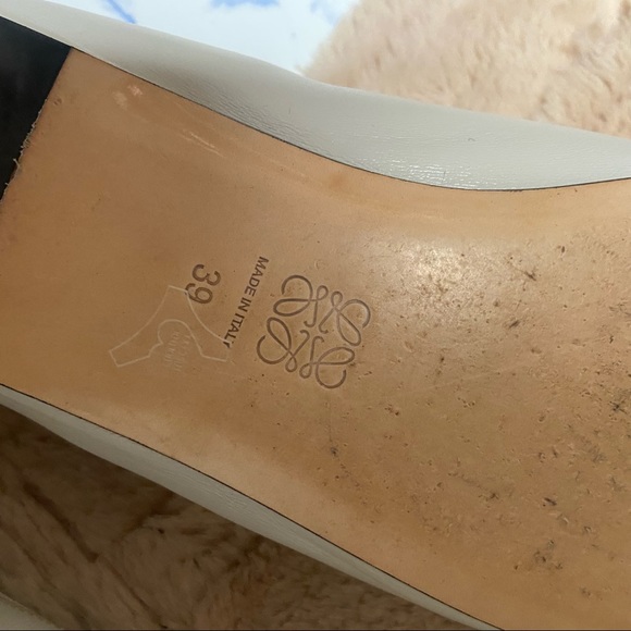 LOEWE | Shamrock Leather Ballerina Flats - Picture 2 of 7